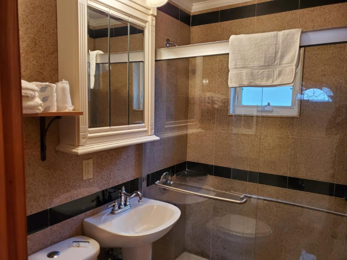 Golden Gate Lodging แพลตส์เบิร์ก ภายนอก รูปภาพ
