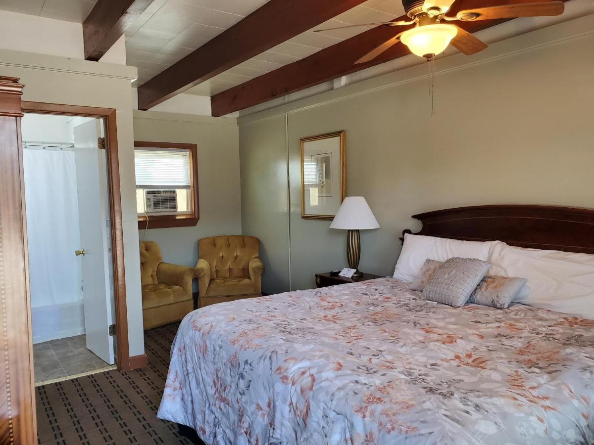 Golden Gate Lodging แพลตส์เบิร์ก ภายนอก รูปภาพ