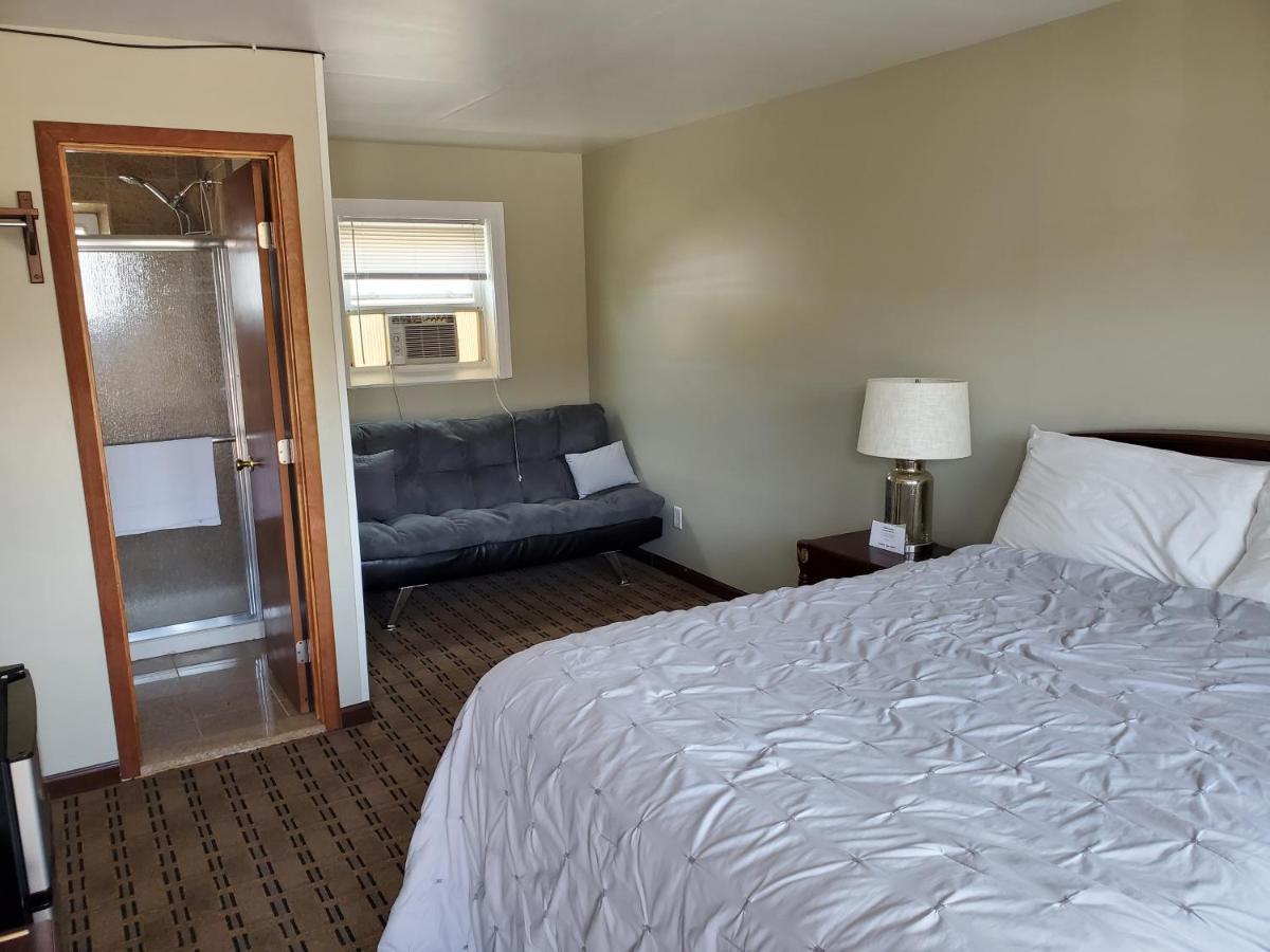 Golden Gate Lodging แพลตส์เบิร์ก ภายนอก รูปภาพ