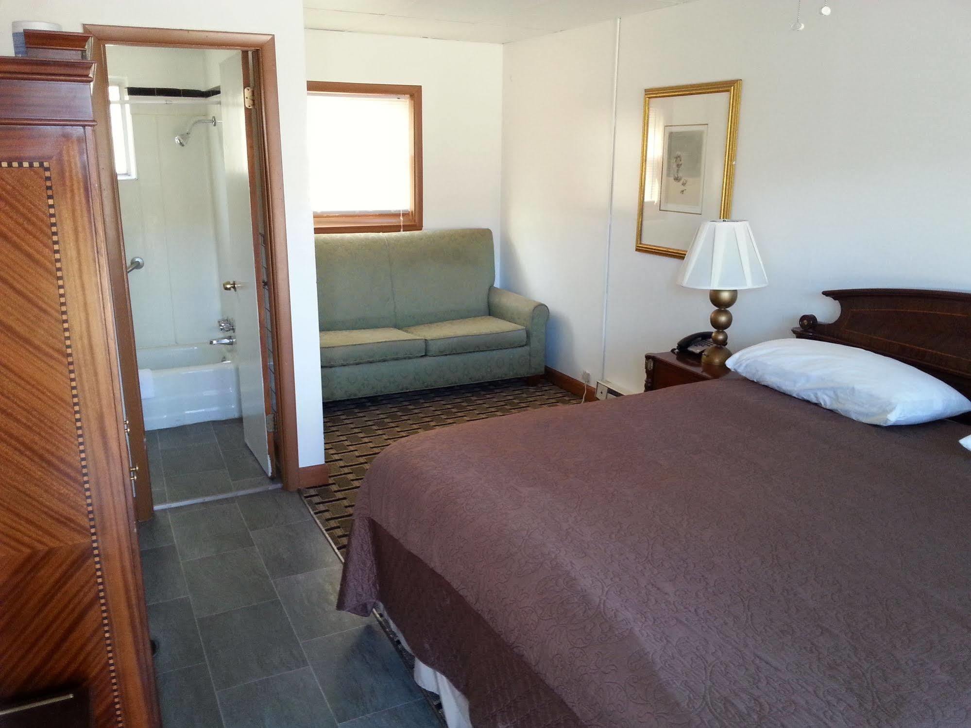 Golden Gate Lodging แพลตส์เบิร์ก ภายนอก รูปภาพ